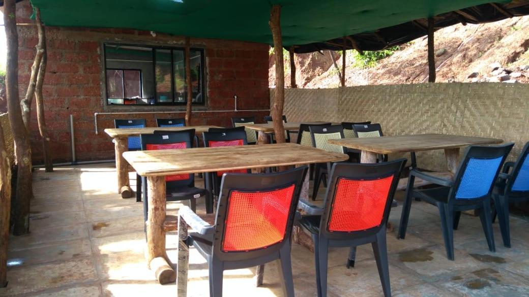 Vinee'S Kitchen And Motel Koynanagar Luaran gambar